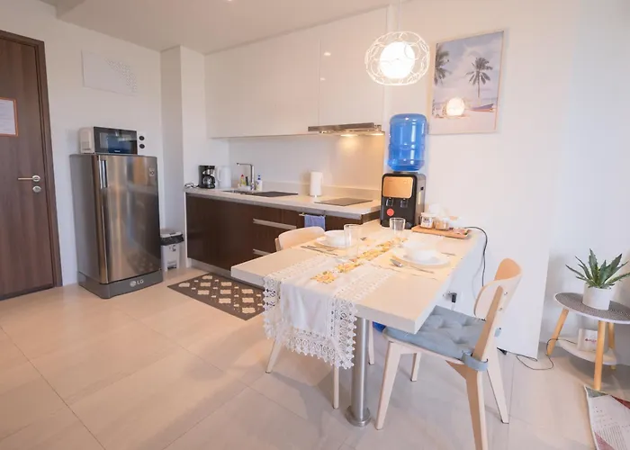 Deluxe Studio-condo At Tambuli Seaside Living 4* Lapu-Lapu City